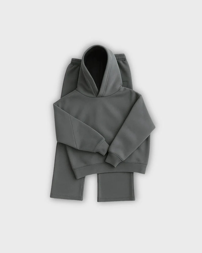 LAZY TRACKSUIT