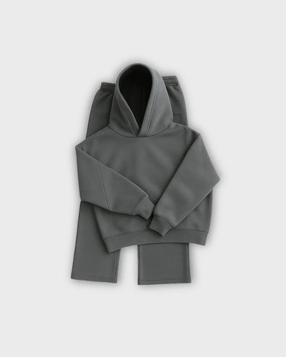 LAZY TRACKSUIT